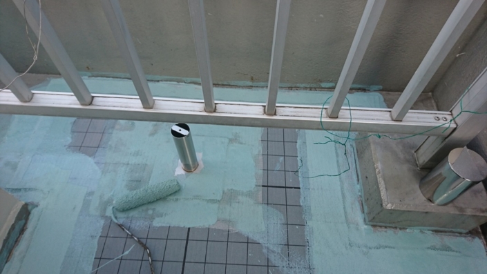 屋上・バルコニーの防水工事（ウレタン通気緩衝工法）｜茨城県坂東市にお住いH様邸の雨漏り修理